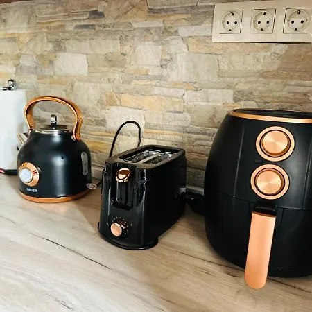 Retro Gem Apartment *