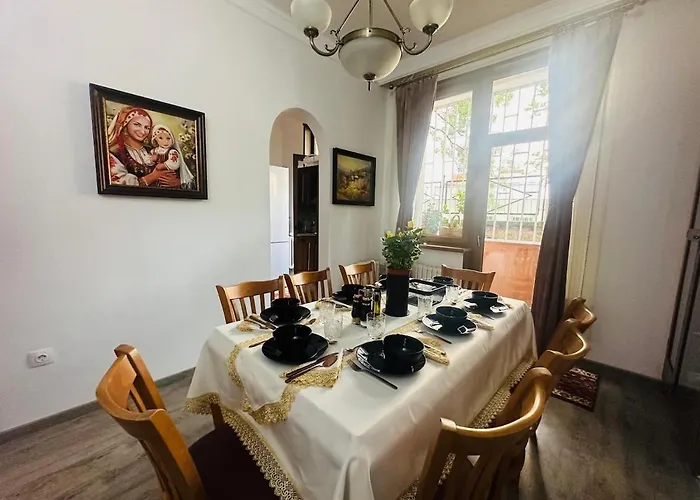 Retro Gem アパート